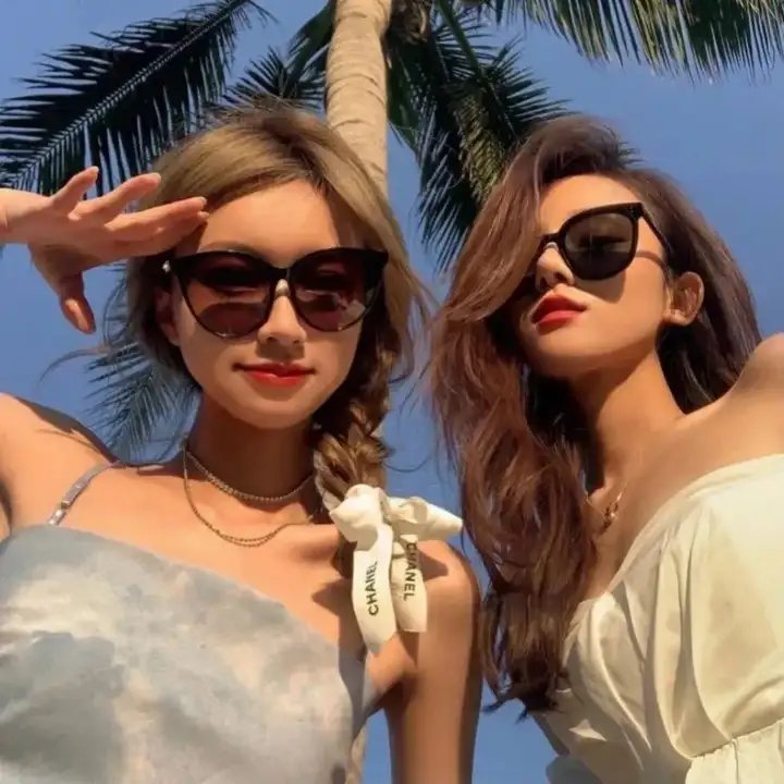 空房间里的妻子